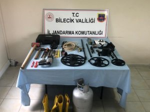 Bilecik’te Kaçak Kazı Operasyonunda 3 Kişi Gözaltına Alındı