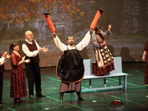 Gaziantep Opera Ve Bale Festivalinin Kapanışı ’’Memleketim’’ Müzikaliyle Oldu