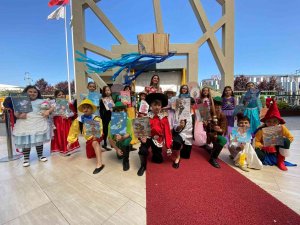 Okudukları Kitapların Masal Kahramanı Oldular