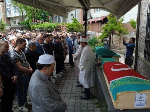 Kazada Hayatını Kaybeden Anne İle Oğlu Son Yolculuğuna Uğurlandı