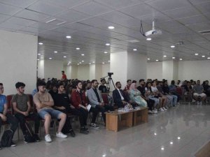 Burhaniye’de Yeni Nesil İ̇nsan Kaynakları Söyleşisi Düzenlendi