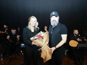 Talha Bora Öge’nin Konserine Yoğun İlgi
