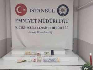 Küçükçekmece’de Kaçmaya Çalışan "Torbacı" Yakalandı