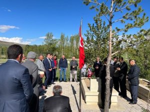 Şehit Muammer Gür, Şahadetinin Yıl Dönümünde Kabri Başında Anıldı