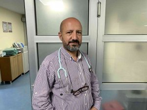 Uzmandan Uyarı: “Kronik Rahatsızlığı Olanlar, Astım Ve Koah Hastaları Tozlu Havalarda Dışarı Çıkmasınlar”