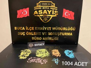 Durdurulan Otomobilde Binin Üzerinde Uyuşturucu Hap Ele Geçirildi