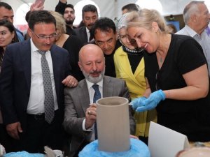 Kocasinan’da Emeğin Sanata Dönüştüğü Sergi, Büyük Beğeni Topladı