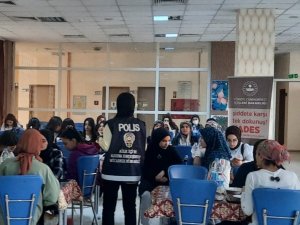 Üniversite Öğrencilerine Kades Bilgilendirmesi