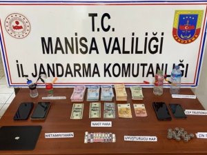 Manisa’da Jandarmadan Uyuşturucu Operasyonu: 2 Gözaltı