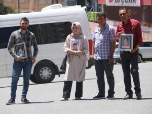 Diyarbakır’da Evlat Nöbetine 3 Aile Daha Katıldı