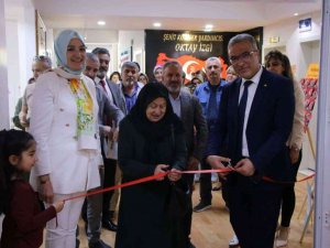 Minik Öğrenciler Kendi Kitaplarını Bastı