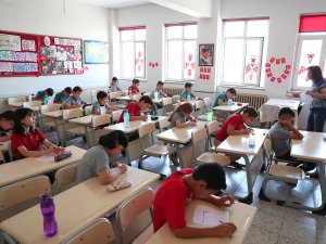 Merkezefendi’de 4 Bin Öğrenci ‘Robotik Kodlama Sınavı’na Girdi