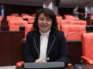 İ̇skenderoğlu: “Çanakkale Markalaşmaya, Büyümeye Devam Ediyor”