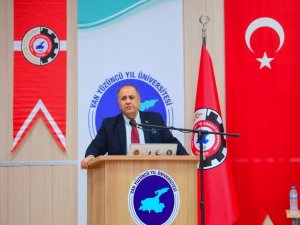 Başkan Kandaşoğlu: “Van’a Değer Katmak İçin Gece Gündüz Çalışıyoruz”