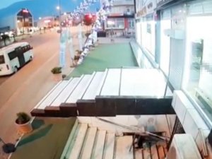 Hırsızlar Başladığı İşi Yarım Bırakmadı