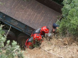 Fethiye’de Uçuruma Devrilen Traktörün Sürücüsü Öldü