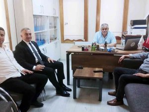 Sesli, Başkan Yiğit İle Bir Araya Geldi