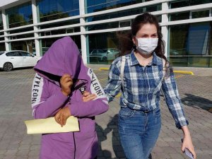 İ̇stanbul’dan Uyuşturucu Getirirken Yakalanan 1’i Kadın 2 Kişi Tutuklandı