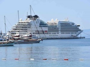 Dev Yolcu Gemisi 268 Yolcusuyla Bodrum’a Geldi