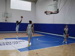 A Milli Kadın Basketbol Takımı Avrupa Şampiyonası Hazırlıklarına Başladı