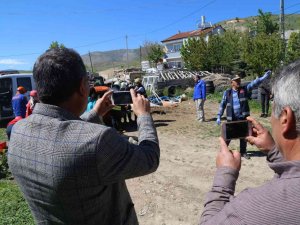 İ̇lk Defa Tatbikata Şahit Oldular, Her Anını Cep Telefonuna Kaydettiler