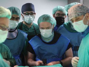 10 Yıldır İdrar Yapamayan Hasta Snm Yöntemiyle Tedavi Edildi