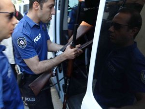 Şafak Operasyonunda 2 Şahıs Gözaltına Alındı
