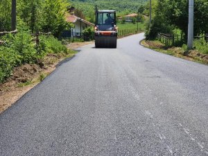 Yapılan Yollar Vatandaşların Yüzünü Güldürüyor