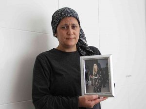 Ne Kızlarının Odasına Girebiliyorlar Ne Çeyizini Dağıtabiliyorlar