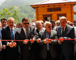 Tunca Belediye Binası Hizmete Açıldı