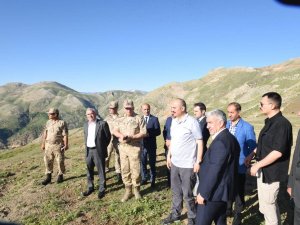 Vali Canalp, Yücebağ Kırsalında Vatandaşlarla Bir Araya Geldi