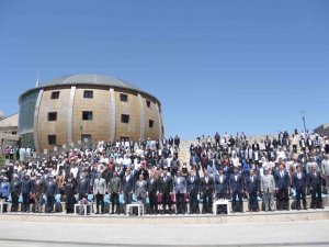 Bitlis’te Bahar Şenliği