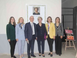 Berrin Topçuoğlu Anadolu Lisesi Düzenlenen Törenle Eğitime Açıldı