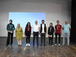 Salihli’de Liseler Arası Akıl Ve Zeka Oyunları Turnuvası Düzenlendi