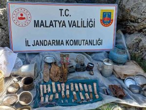 Malatya’da Terör Örgütüne Ait Çok Sayıda Patlayıcı Ele Geçirildi