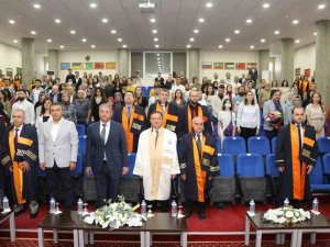 Erü Turizm Fakültesi 13. Dönem Mezunlarını Verdi