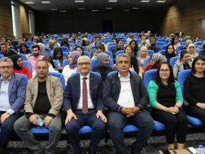 Nevü’de ‘Osmanlı Konuşma Dili-osmanlı Nece Konuşurdu?’ Konulu Konferans Düzenlendi