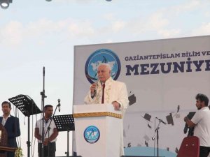 İ̇slam Bilim Ve Teknoloji Üniversitesi İlk Mezunlarını Verdi