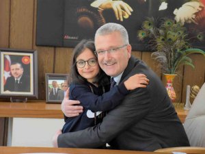 Avrupa Şampiyonu Olan Karacabey Belediyesporlu Elif, Türkiye’yi Gururlandırdı