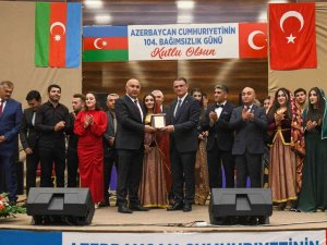 Van Büyükşehir Belediyesi’nden Kardeşlik Konseri