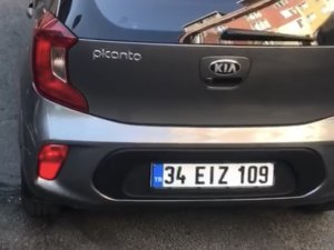 İ̇stanbul’da Akıl Almaz Hırsızlık: Kiralık Aracın Egzozundan Kristal Parça Çaldılar