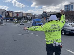 İ̇stanbul’da Usulsüz Çakar Kullanımına Ceza