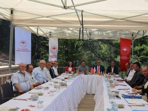 Şerbetçi Otunun Alım Fiyatı 27 Tl Olarak Belirlendi