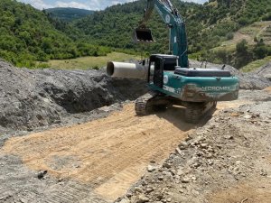 Kızıldamlar Göleti Sulama Ana Hattı Onarım Çalışmaları Tamamlanıyor
