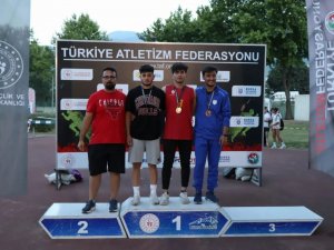 Türkiye Atletizm Şampiyonasından Çifte Madalya İle Döndüler