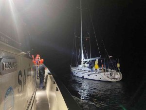 Yelkenli Tekne İle İ̇talya’ya Kaçmak İsterken Yakalandılar