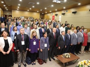 Hastalıklarda Beslenme Sempozyumla Masaya Yatırıldı