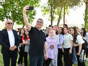 Mustafakemalpaşa’da Gençlik Festivali Coşkusu
