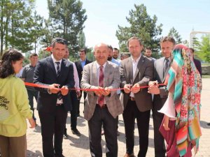 Kütahya Saka Ortaokulunda Bilim Fuarı