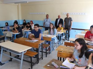 Yks Öncesi 2 Bin Öğrenciden Son Prova